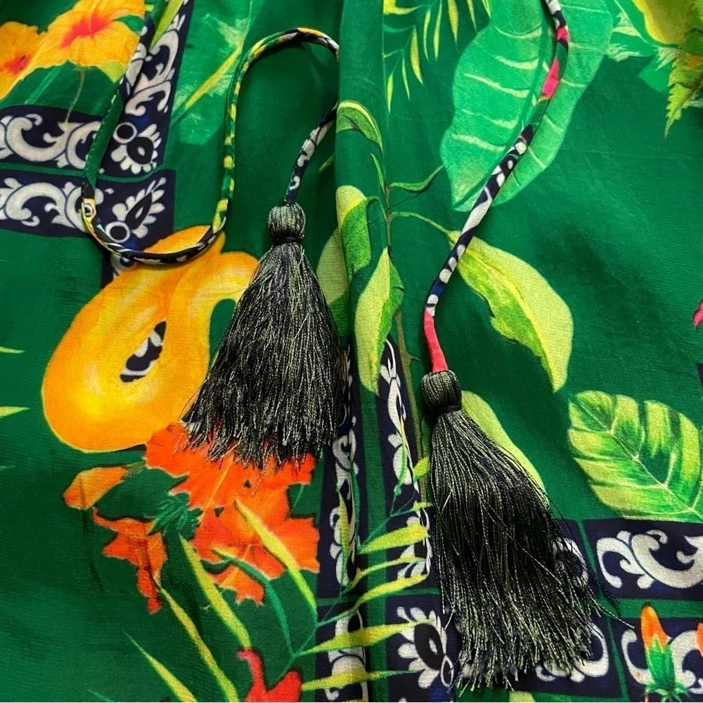 NWT La Fuori Bela Fuori Tropical 100% Silk Top - Picture 8 of 13